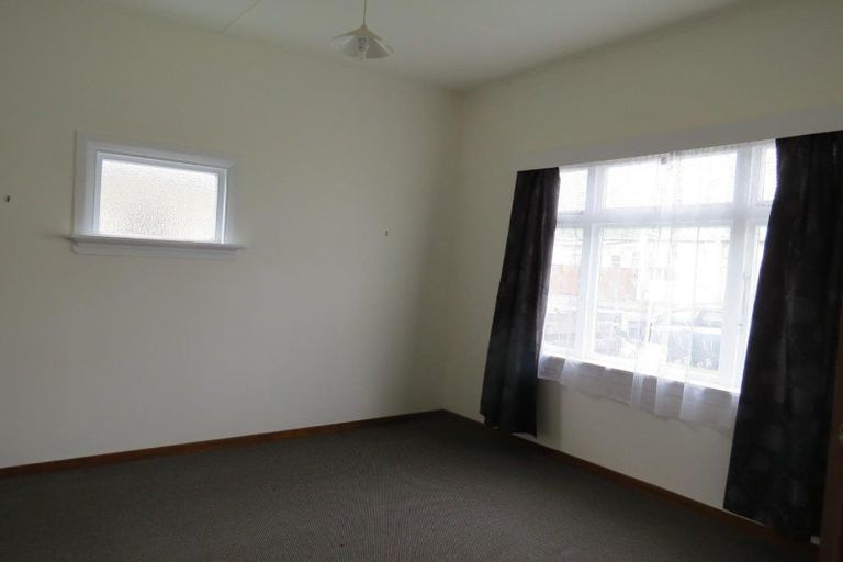 Photo of property in 40 Hine Street, New Plymouth, 4310
