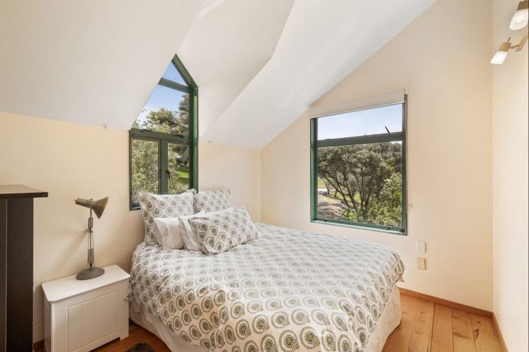 Photo of property in 144 The Crescent, Langs Beach, Waipu, 0582