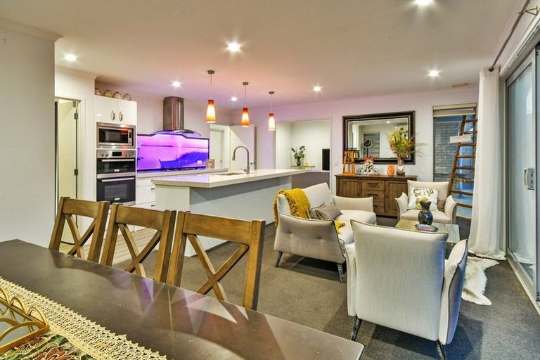 Photo of property in 45 Hillpark Drive, Pokeno, 2402