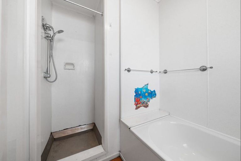 Photo of property in 124d Govett Avenue, Frankleigh Park, New Plymouth, 4310