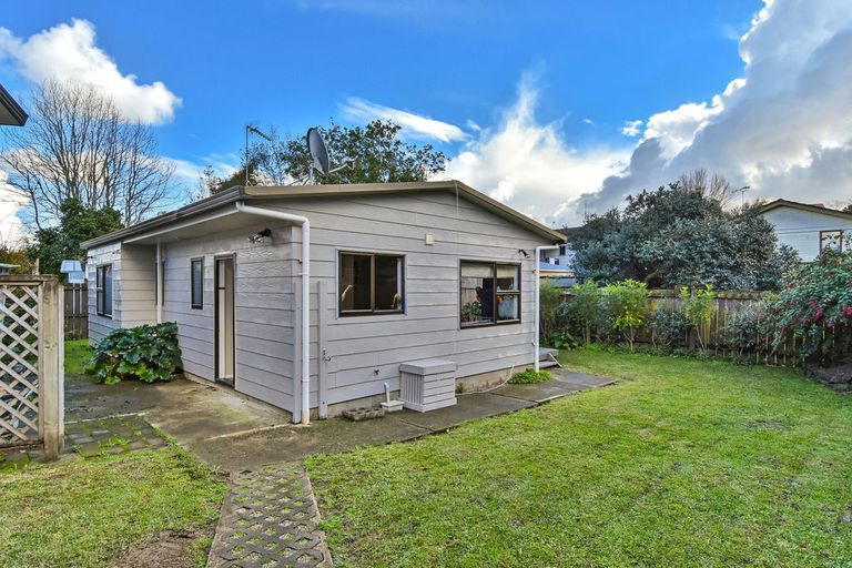 Photo of property in 30 Lorelei Place, Opaheke, Papakura, 2113