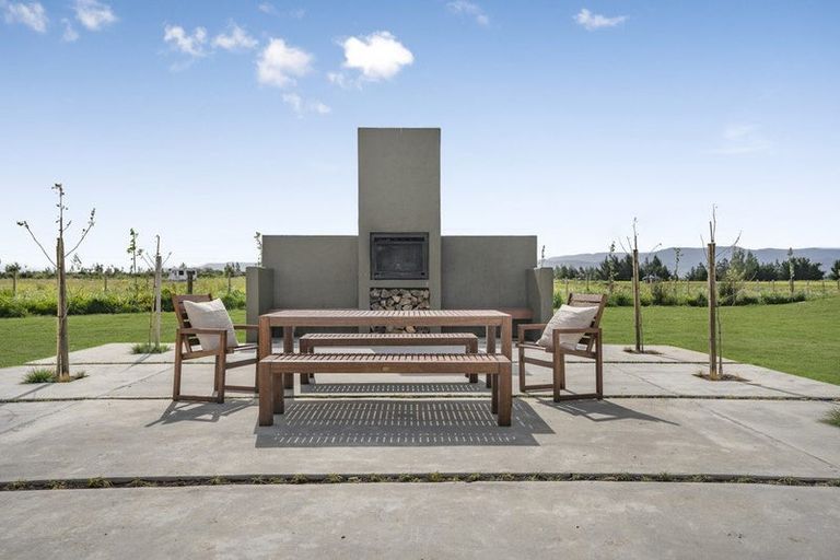 Photo of property in 906a-b Bidwills Cutting Road, Morison Bush, Greytown, 5794