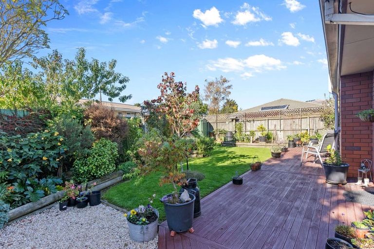 Photo of property in 7b Thistledown Place, Woolston, Christchurch, 8062