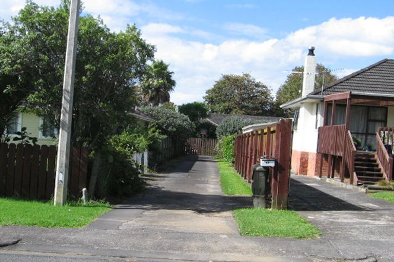 Photo of property in 17 Kervil Avenue, Te Atatu Peninsula, Auckland, 0610