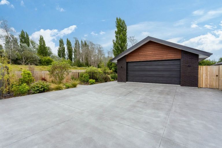 Photo of property in 17 George Oliver Place, Kainga, Christchurch, 8083