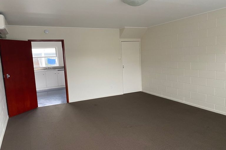 Photo of property in 9 Esplanade Road, Mount Eden, Auckland, 1024