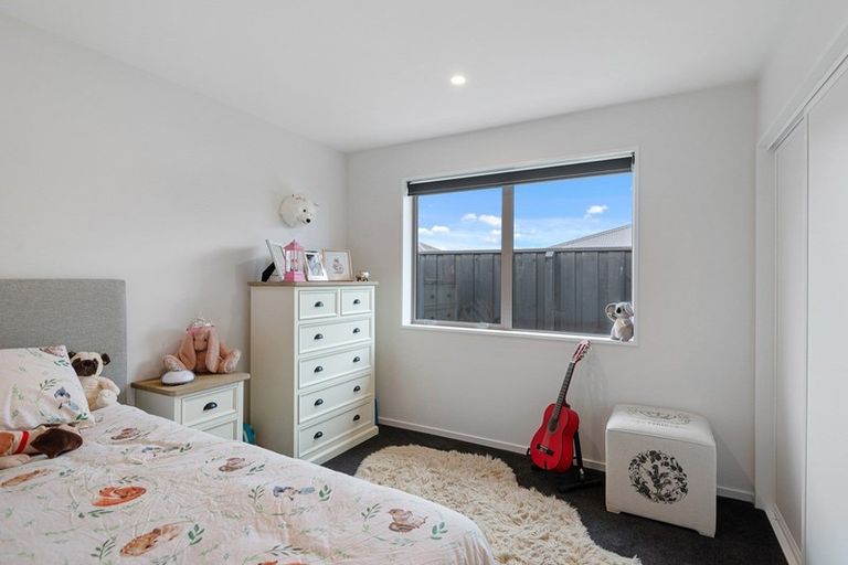 Photo of property in 73 Tiritiri Moana Drive, Pegasus, 7612