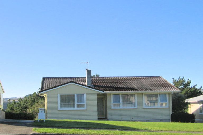 Photo of property in 9 Takapuwahia Drive, Takapuwahia, Porirua, 5022
