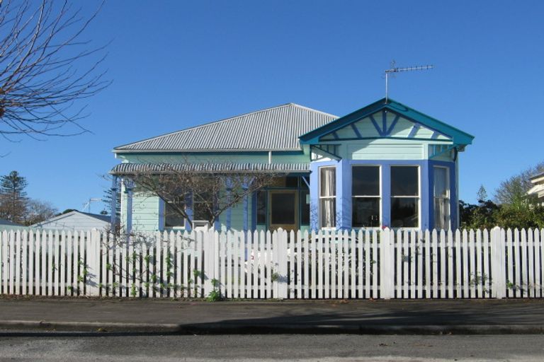 Photo of property in 121 Nelson Crescent, Napier South, Napier, 4110