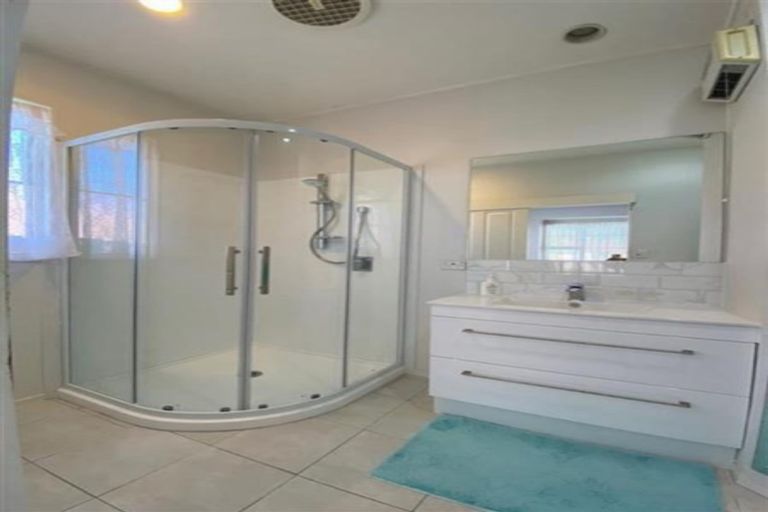 Photo of property in 55 Millhouse Drive, Northpark, Auckland, 2013