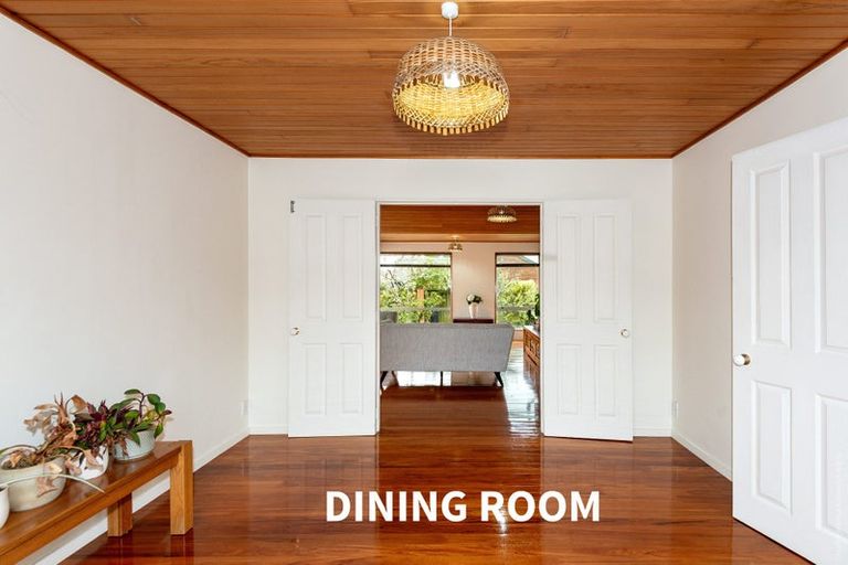 Photo of property in 54 Apsley Drive, Avonhead, Christchurch, 8042