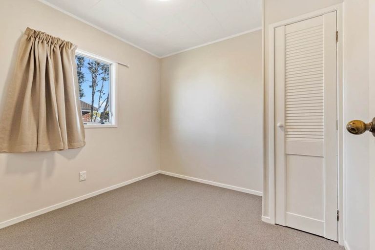 Photo of property in 27 Secretariat Place, Randwick Park, Auckland, 2105