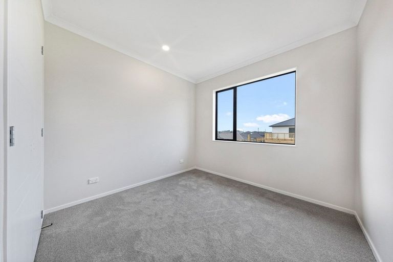 Photo of property in 12 Lippiatt Crescent, Pokeno, 2402