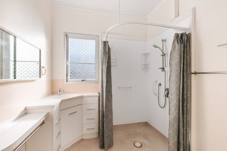 Photo of property in 24 Henderson Street, Whakatane, 3120