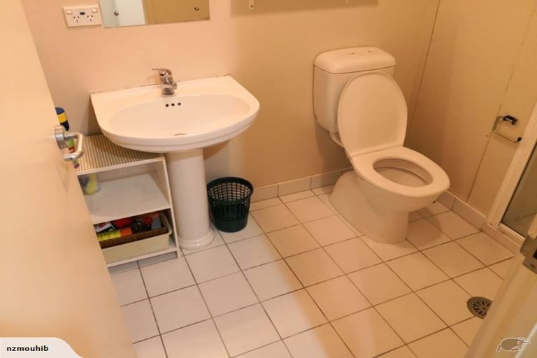 Photo of property in 6c/30 Westward Ho, Glen Eden, Auckland, 0602