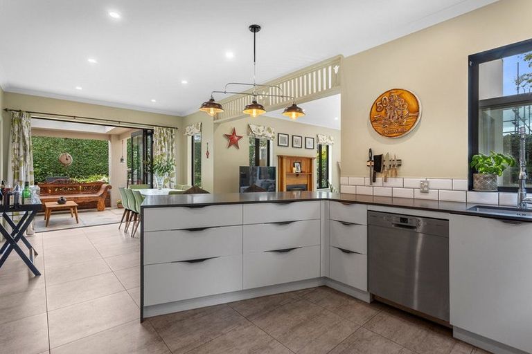 Photo of property in 177 Blighs Road, Strowan, Christchurch, 8052