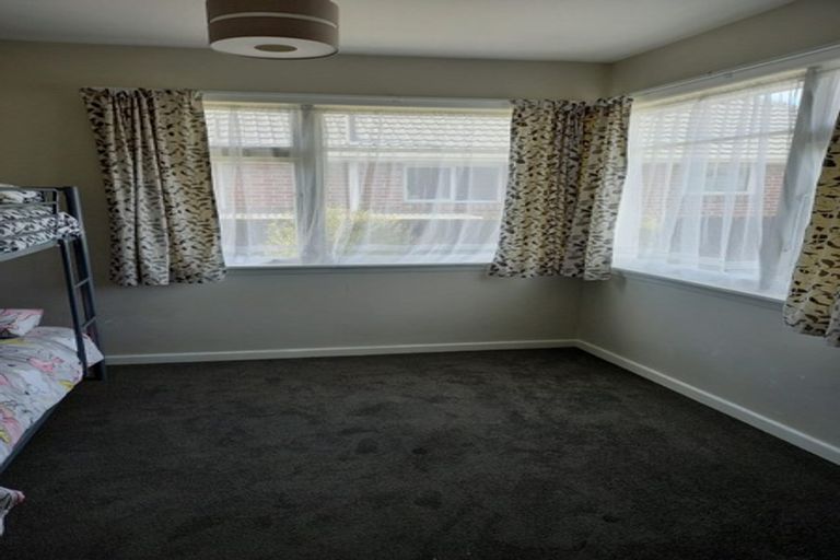 Photo of property in 19 Cossar Street, Burwood, Christchurch, 8083