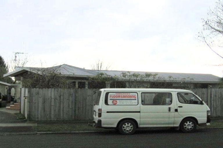 Photo of property in 27 Lansdowne Crescent, Glenview, Hamilton, 3206