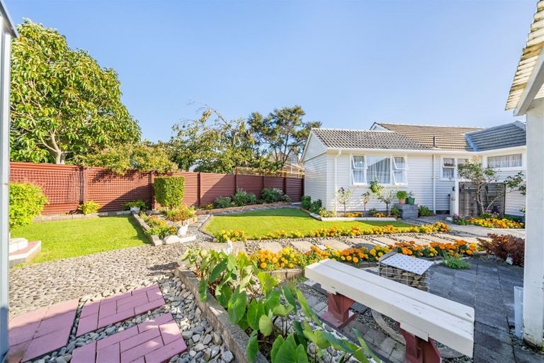 Photo of property in 13 Weka Grove, Elderslea, Upper Hutt, 5018