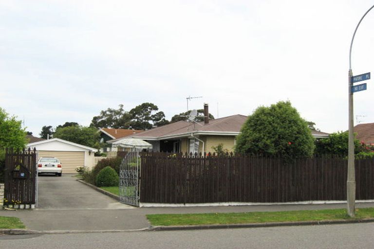 Photo of property in 14 Korora Street, Bromley, Christchurch, 8062