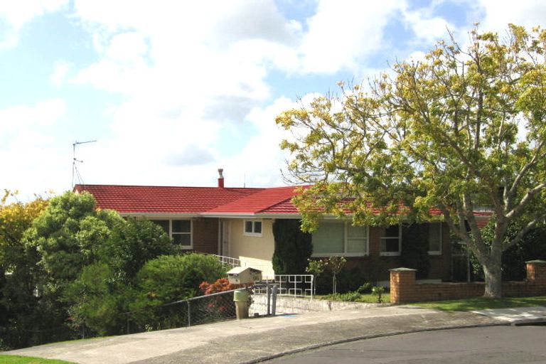 Photo of property in 69 Parr Terrace, Castor Bay, Auckland, 0620