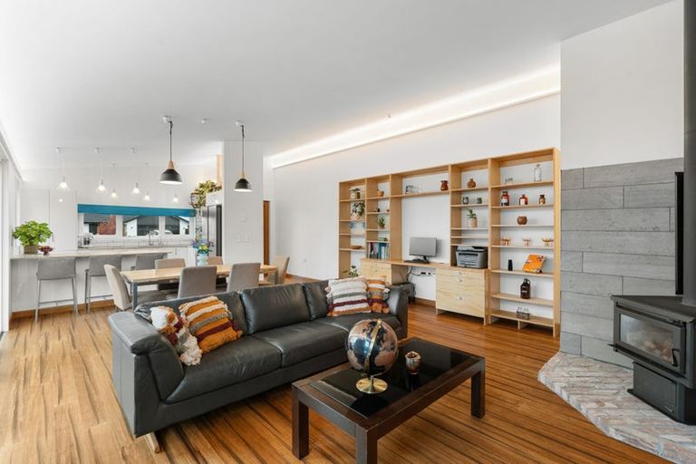 Photo of property in 28 Collier Drive, Halswell, 8025