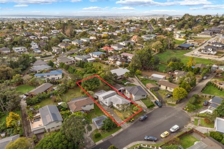 Photo of property in 18 Osman Street, Glen Eden, Auckland, 0602