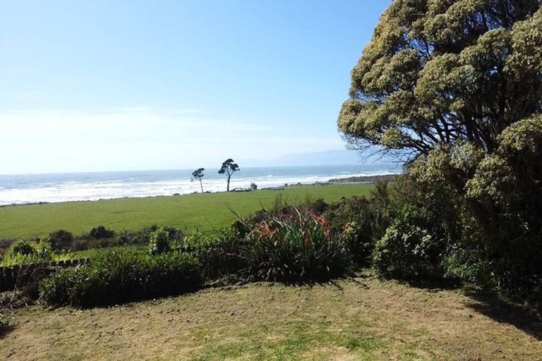 Photo of property in 888 Cape Foulwind Road, Cape Foulwind, Westport, 7892