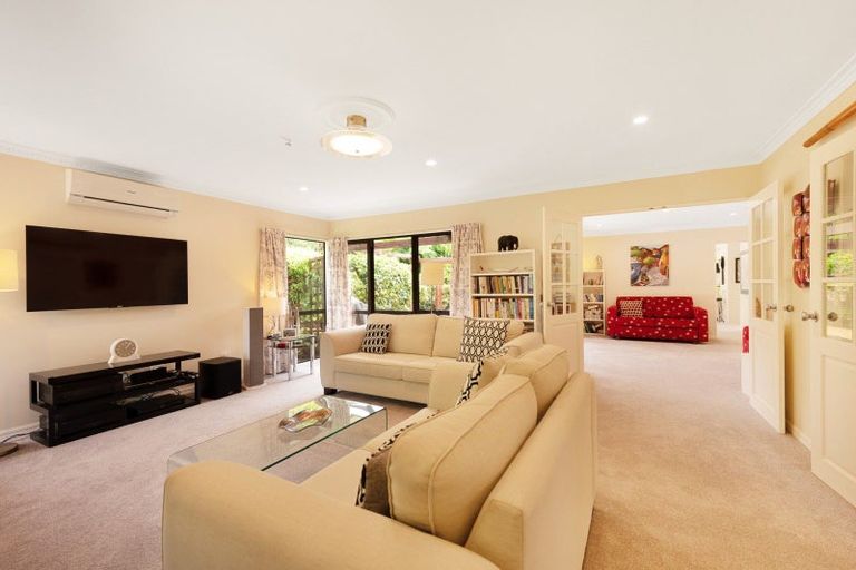 Photo of property in 383a Te Moana Road, Waikanae, 5036