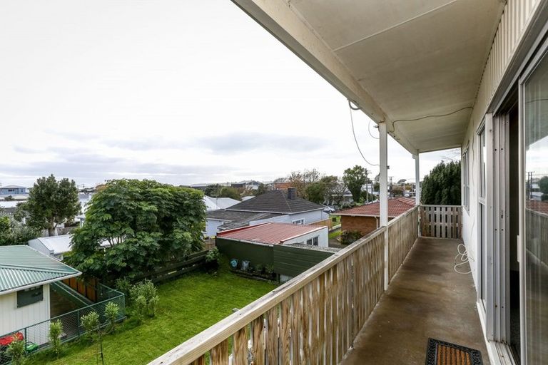 Photo of property in 3/6 Davies Lane, New Plymouth, 4310