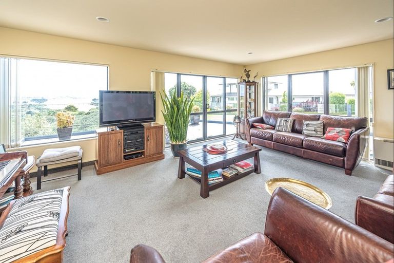 Photo of property in 26 Tower Crescent, Durie Hill, Whanganui, 4500