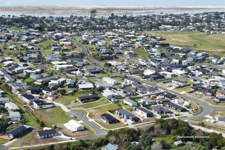 Photo of property in 46 Marram Place, Mangawhai Heads, Mangawhai, 0505