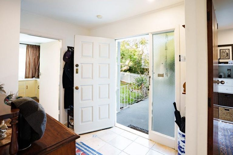 Photo of property in 1/47 Rautara Street, Orakei, Auckland, 1071