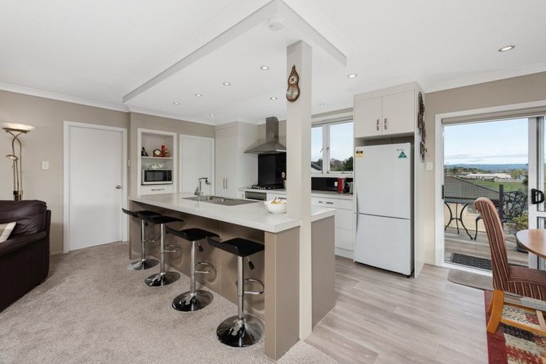 Photo of property in 24 Carlton Street, Bellevue, Tauranga, 3110