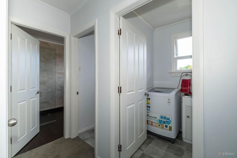 Photo of property in 24 Rhodes Street, Waimate, 7924