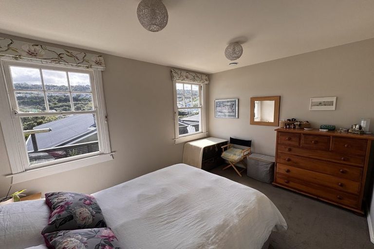 Photo of property in 2a Dawson Street, Berhampore, Wellington, 6023