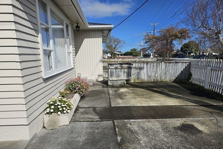 Photo of property in 37 Fairs Road, Milson, Palmerston North, 4414