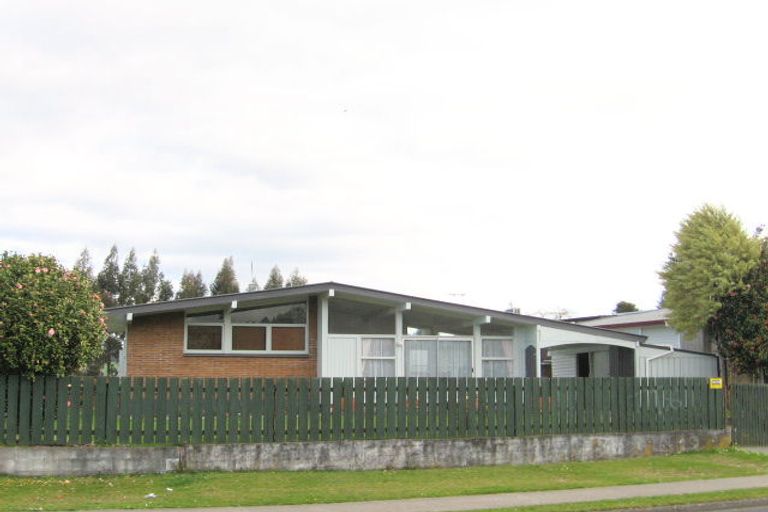 Photo of property in 22 Homedale Street, Pukehangi, Rotorua, 3015