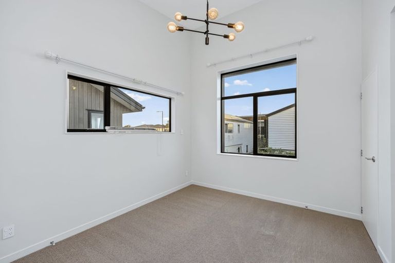Photo of property in 6 Alexander French Close, Silverdale, 0932
