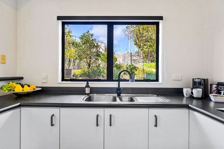Photo of property in 1/36a Salisbury Road, Birkdale, Auckland, 0626