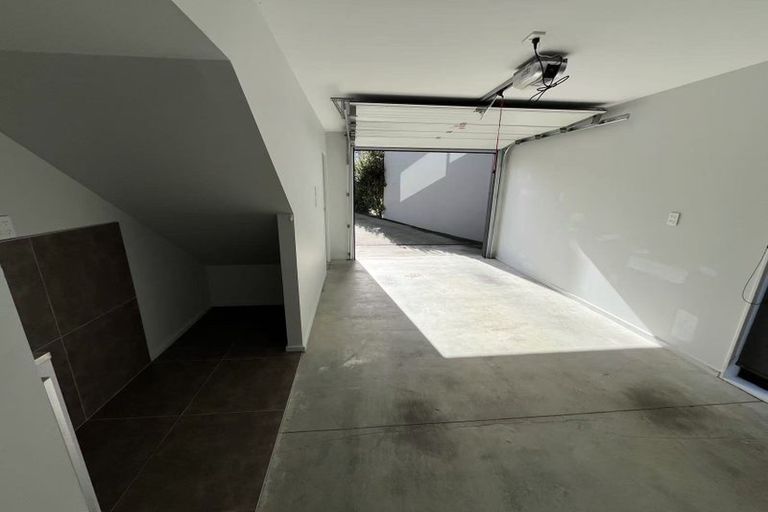 Photo of property in 54 Bordeaux Parade, Te Atatu South, Auckland, 0610