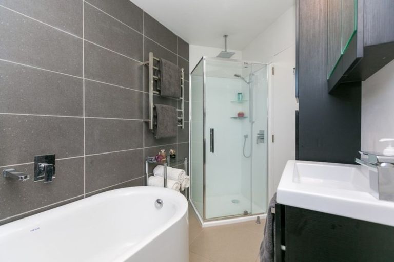 Photo of property in 5/1 Richmond Street, Fitzroy, New Plymouth, 4312