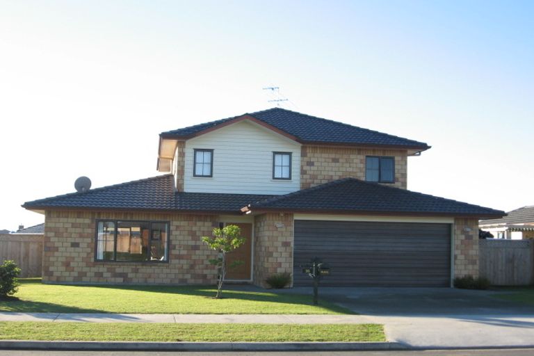 Photo of property in 35 Turnberry Drive, Wattle Downs, Auckland, 2103
