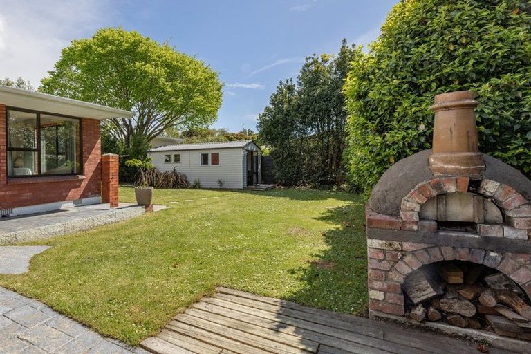 Photo of property in 160 Kendal Avenue, Burnside, Christchurch, 8053
