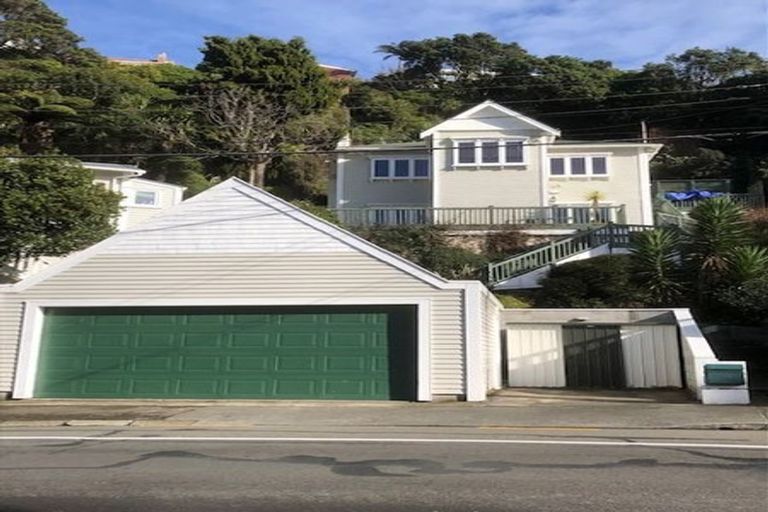 Photo of property in 18 Raroa Road, Kelburn, Wellington, 6012