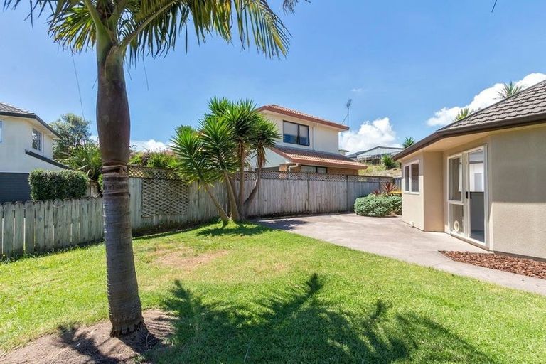 Photo of property in 4/8 Saints Court, Manurewa, Auckland, 2102