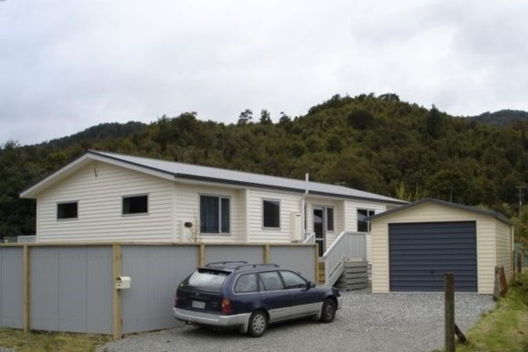 Photo of property in 34 Hilton Street, Blackball, 7804