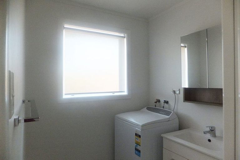 Photo of property in 2/8 Leslie Street, Upper Riccarton, Christchurch, 8041