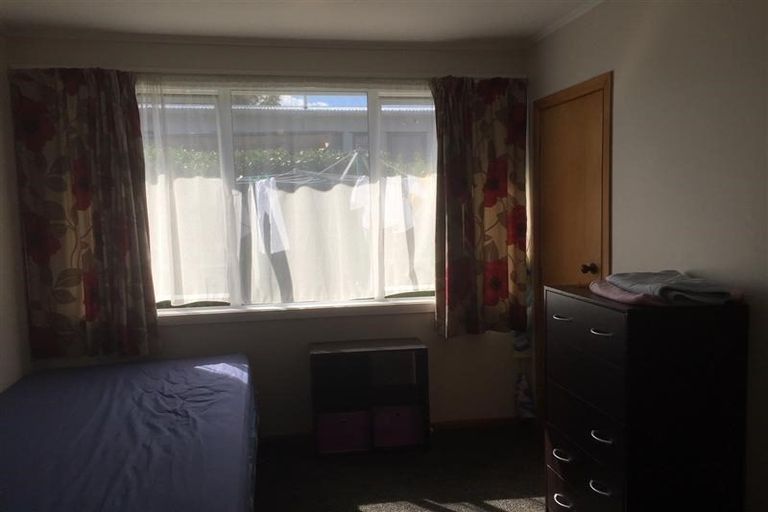 Photo of property in 31a Hinerau Street, Henderson, Auckland, 0612