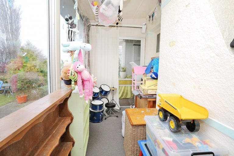 Photo of property in 51 Knutsford Road, Otautau, 9610